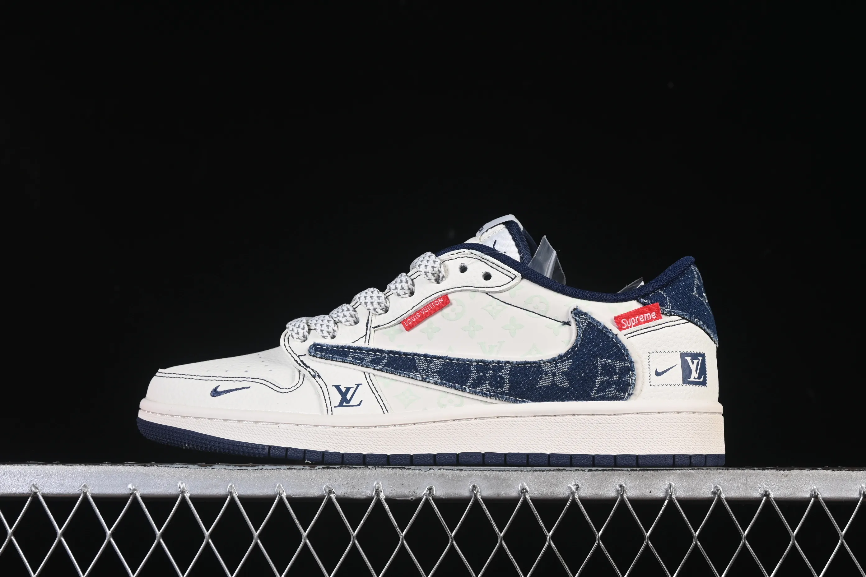 All categories Air Jordan Jordan series basketball shoes Air Jordan 1 Low High-end customized low-top sneakers Travis Scott x Fragment Design x Air Jordan 1 Low OG SP AJ1 Joe 1 LV joint blue denim woven label low-top cultural casual sneakers CX5050-Y16